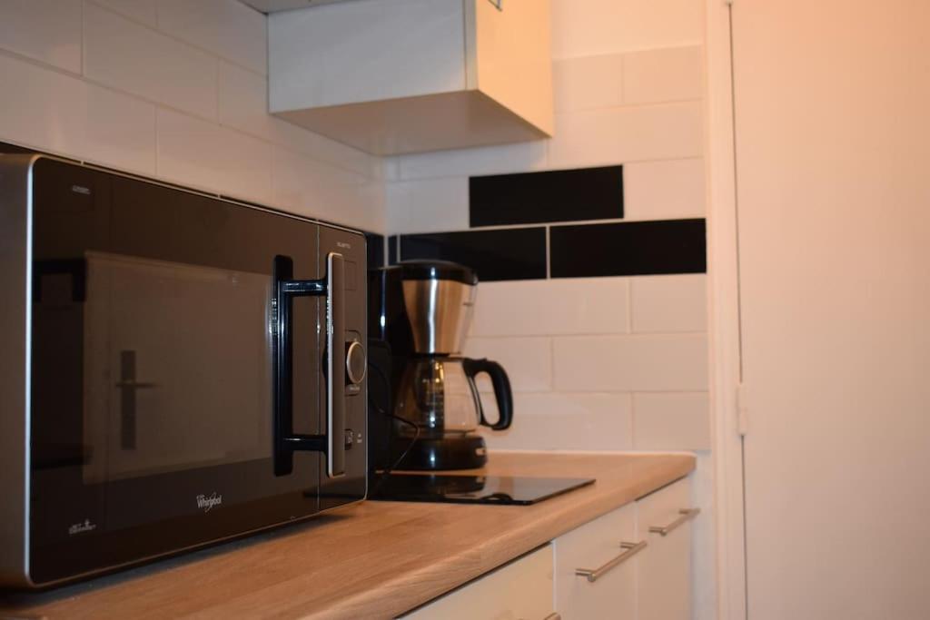 Studio Au Centre Ville De Concarneau Ngoại thất bức ảnh